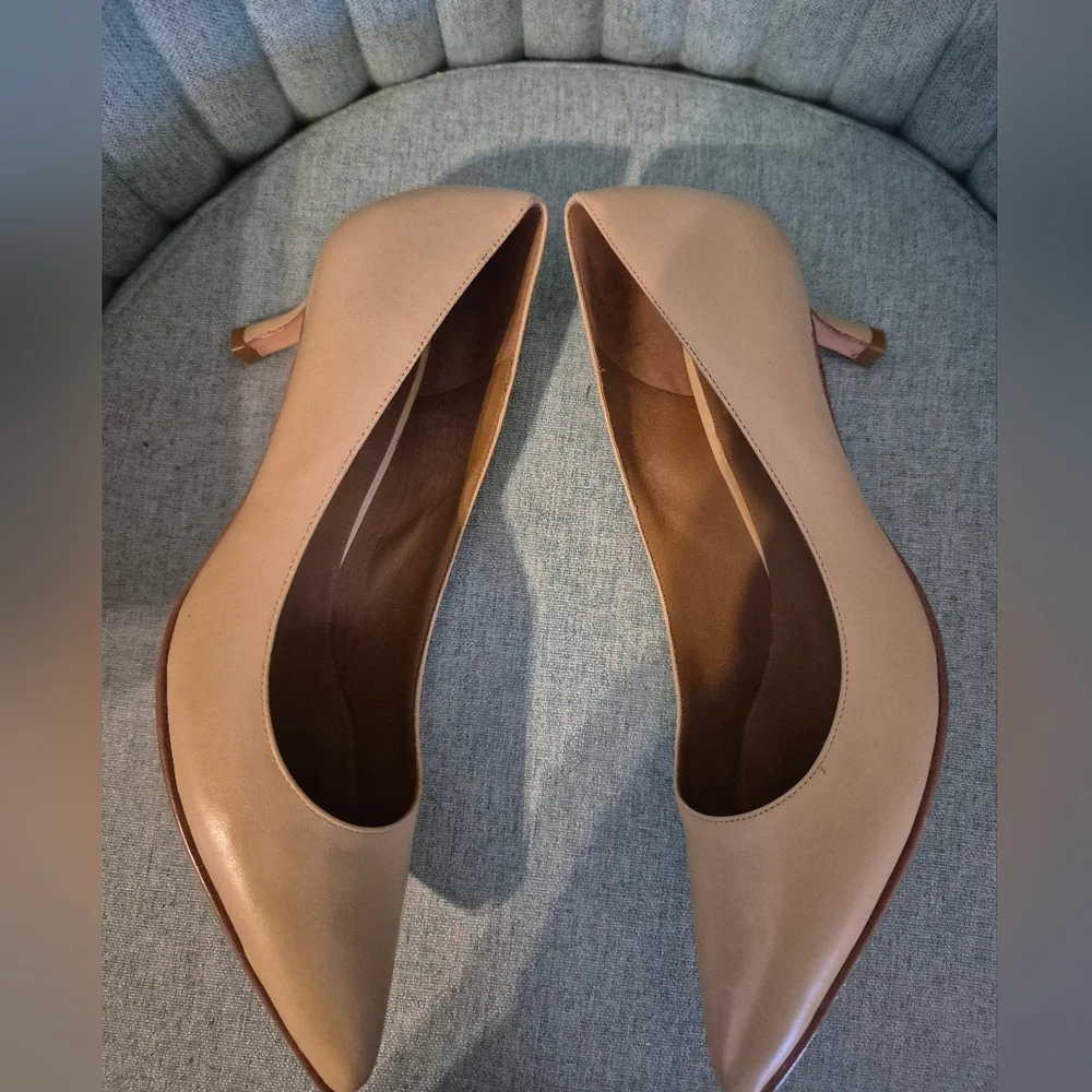 Chic Beige Women's Heels - Picture 1 of 6